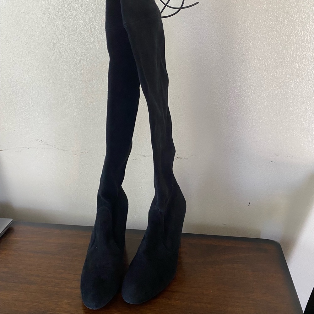 STUART WEITZMAN OVER THE KNEE BOOTS